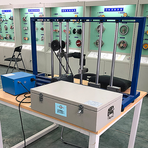 空间机构演示实训装置(图1) 空间机构演示实训装置,液压故障检修实训台